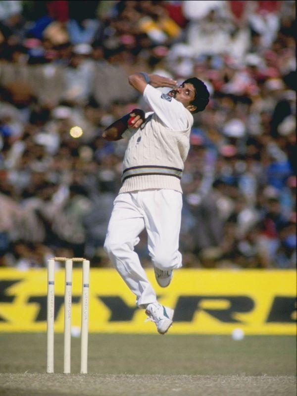 Kapil Dev bowling